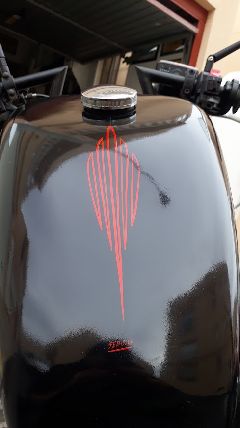 Pinstriping 16